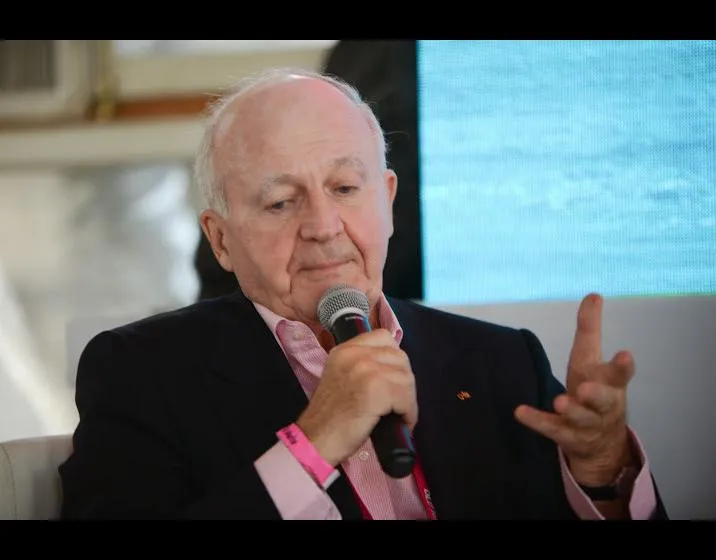 Peter Jungen Accepts Position of Honorary Chairman of the Center